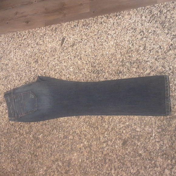 Vintage DKNY Jeans - Picture 6 of 6